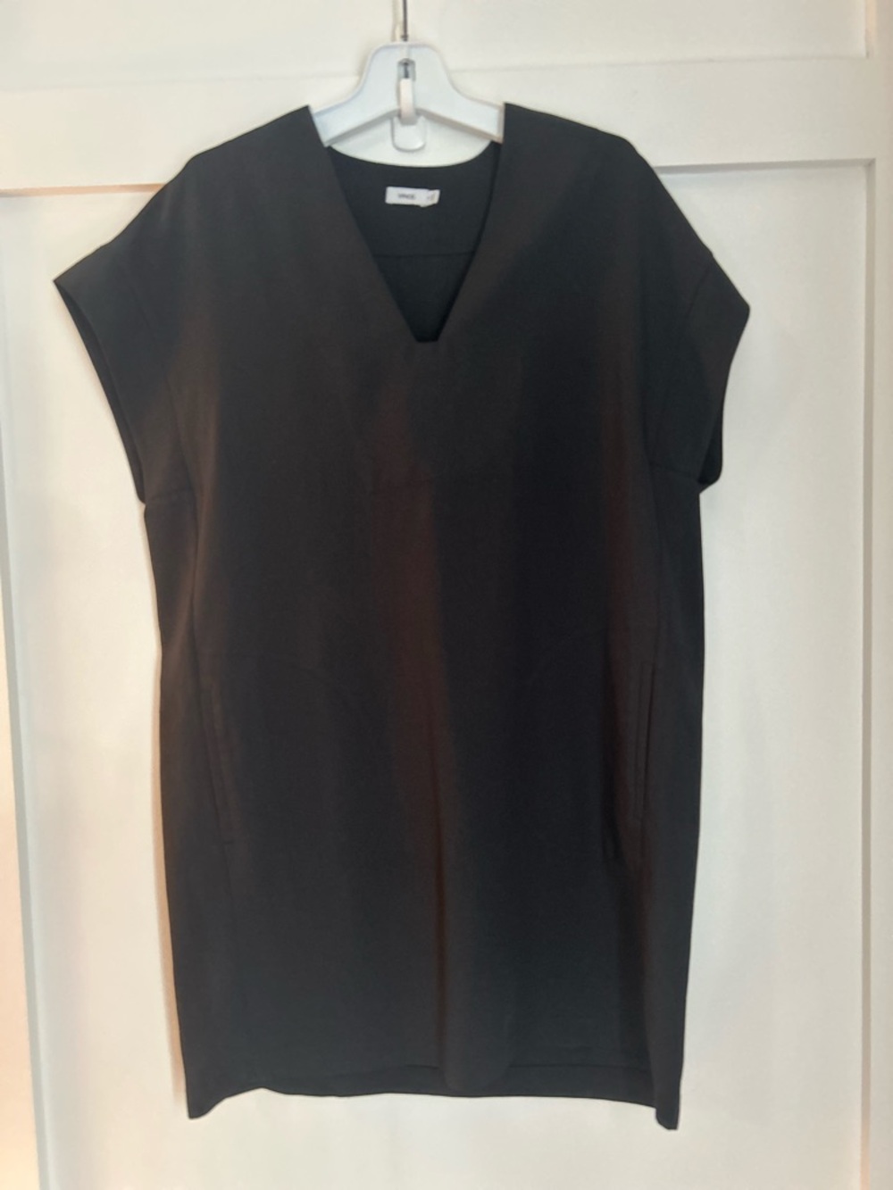Vince Black V-Neck Short Sleeve Black Popover Dress Size Medium